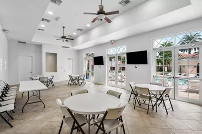 704 NW 83rd Place, Boca Raton, FL 33487 - Photo 40