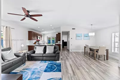 535 Radford Terrace, Davie, FL 33325 - Photo 12