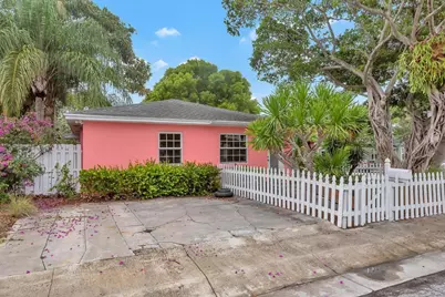 802 N J Street, Lake Worth Beach, FL 33460 - Photo 2