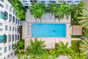 2421 NE 65th St, Fort Lauderdale, FL 33308 - Photo 1