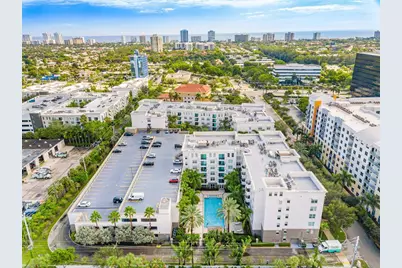 2421 NE 65th Street #309, Fort Lauderdale, FL 33308 - Photo 2