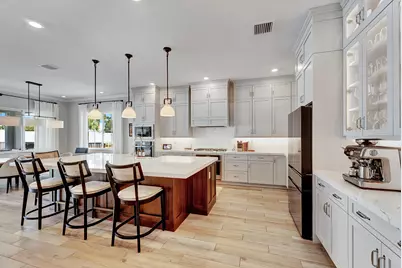 12104 Waterstone Circle, Palm Beach Gardens, FL 33412 - Photo 10