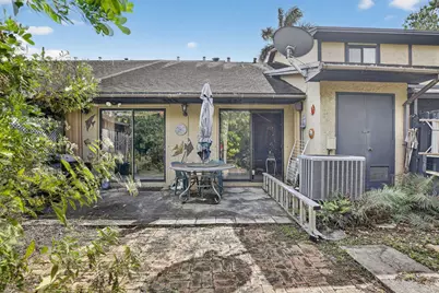 8957 NW 44th Court, Sunrise, FL 33351 - Photo 40