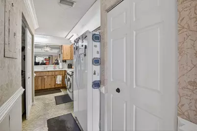 8957 NW 44th Court, Sunrise, FL 33351 - Photo 12