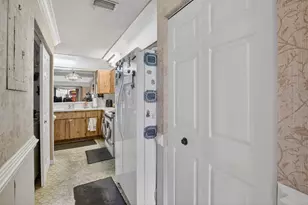 8957 NW 44th Ct, Sunrise, FL 33351 - Photo 12