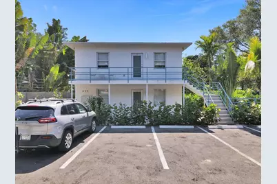 625 NE 13th Avenue #03, Fort Lauderdale, FL 33304 - Photo 1