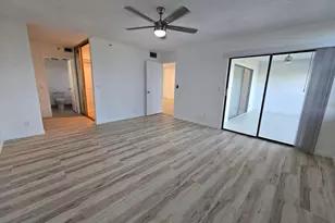 2217 Cypress Island Dr, Pompano Beach, FL 33069 - Photo 10