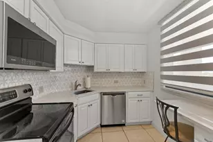 136 Lakeshore Dr, North Palm Beach, FL 33408 - Photo 6