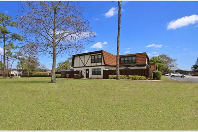 107 Weybridge Circle #D, Royal Palm Beach, FL 33411 - Photo 12