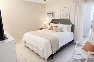 7 Lyndhurst A, Deerfield Beach, FL 33442 - Photo 2