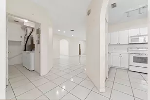 7874 Laina Ln, Boynton Beach, FL 33437 - Photo 4