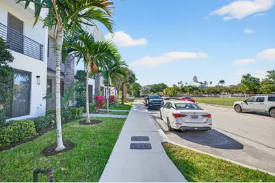 410 SE 12th, Fort Lauderdale, FL 33316 - Photo 56