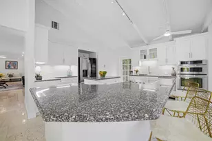 2519 Barcelona Dr, Fort Lauderdale, FL 33301 - Photo 28