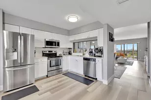 2200 S Cypress Bend Dr S, Pompano Beach, FL 33069 - Photo 2