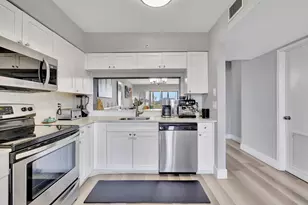 2200 S Cypress Bend Dr S, Pompano Beach, FL 33069 - Photo 22