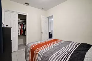 250 NW 83rd St, Miami, FL 33150 - Photo 8