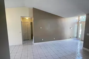 1401 SE Appamattox Terrace, Port Saint Lucie, FL 34952 - Photo 4