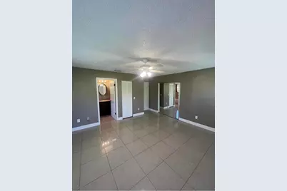 1401 SE Appamattox Terrace, Port Saint Lucie, FL 34952 - Photo 6