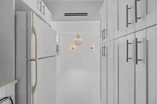 401 Peruvian Ave, Palm Beach, FL 33480 - Photo 6