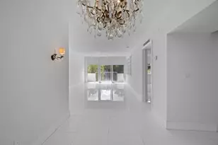 401 Peruvian Ave, Palm Beach, FL 33480 - Photo 22