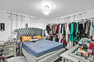 640 NE 160th St, Miami, FL 33162 - Photo 16