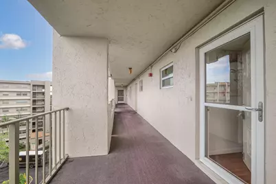 3930 Inverrary Boulevard #703-d, Lauderhill, FL 33319 - Photo 42