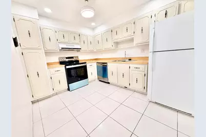 531 N Ocean Boulevard #805, Pompano Beach, FL 33062 - Photo 4