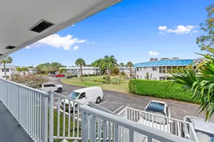 2929 SE Ocean Blvd, Stuart, FL 34996 - Photo 2