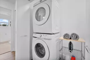 1482 NE 34th St, Oakland Park, FL 33334 - Photo 20