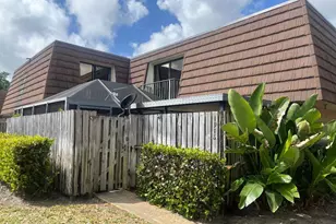 1916 19th Ln, Palm Beach Gardens, FL 33418 - Photo 2