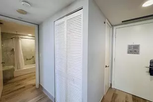 18683 Collins Ave, Sunny Isles Beach, FL 33160 - Photo 42