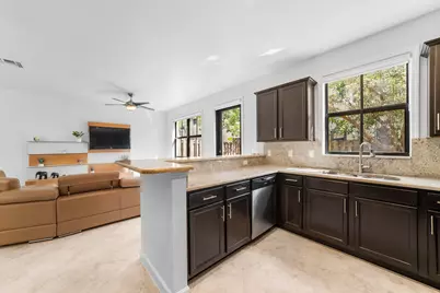 8440 Lakeview Trail, Parkland, FL 33076 - Photo 10