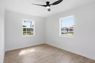 2312 Redwood Rd, West Palm Beach, FL 33409 - Photo 16