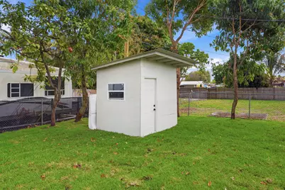 2312 Redwood Road, West Palm Beach, FL 33409 - Photo 20