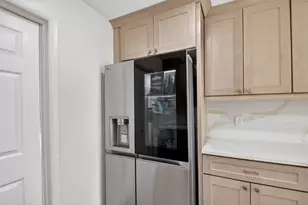 371 W 34th St, Riviera Beach, FL 33404 - Photo 10