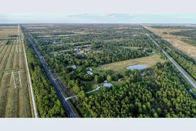 11470 Carlton Road, Port Saint Lucie, FL 34987 - Photo 6