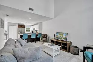 9841 NW 9th Ct, Plantation, FL 33324 - Photo 6