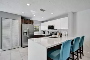 9841 NW 9th Ct, Plantation, FL 33324 - Photo 12