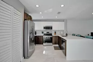 9841 NW 9th Ct, Plantation, FL 33324 - Photo 10