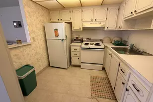 43 Valencia B, Delray Beach, FL 33446 - Photo 12