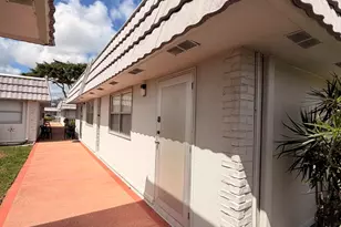 43 Valencia B, Delray Beach, FL 33446 - Photo 6