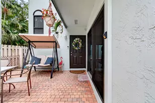 22380 Pineapple Walk Dr, Boca Raton, FL 33433 - Photo 10