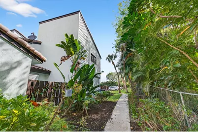 22380 Pineapple Walk Drive, Boca Raton, FL 33433 - Photo 10