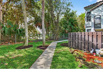 22380 Pineapple Walk Drive, Boca Raton, FL 33433 - Photo 4