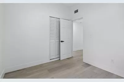 1770 NW 26th Avenue, Fort Lauderdale, FL 33311 - Photo 14