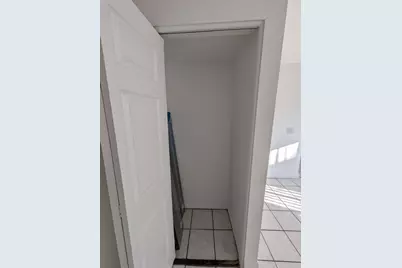 5702 NW 22nd Court #28-b, Lauderhill, FL 33313 - Photo 18
