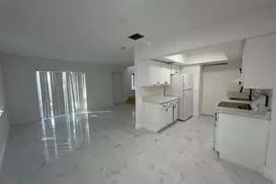 5702 NW 22nd Ct, Lauderhill, FL 33313 - Photo 4