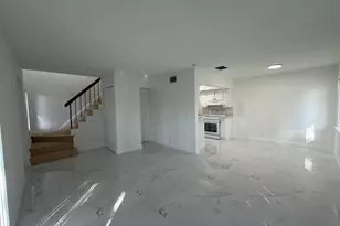 5702 NW 22nd Ct, Lauderhill, FL 33313 - Photo 4