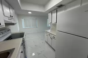 5702 NW 22nd Ct, Lauderhill, FL 33313 - Photo 10