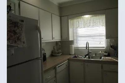 2731 W Barkley Dr Drive W #B, West Palm Beach, FL 33415 - Photo 6